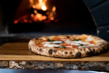Sådan laver du bedre pizza derhjemme 